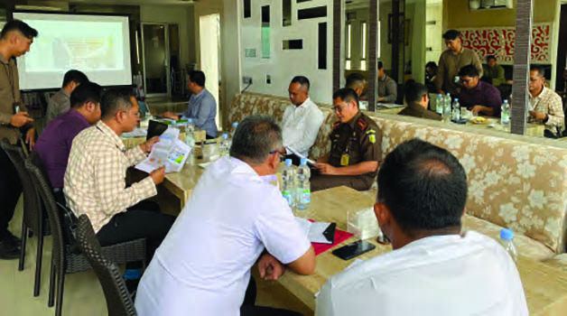 MONITORING DAN EVALUASI: BPJS Ketenagakerjaan Berau melaksanakan monitoring dan evaluasi bersama Kejaksaan Negeri Berau dan Dinas Penanaman Modal Pelayanan Terpadu Satu Pintu (DPMPTSP) Berau terkait penyelenggaraan jaminan sosial.