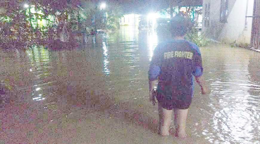 TERENDAM:  Kawasan permukiman warga di beberapa kawasan Tanjung Redeb kerap terendam banjir saat hujan dengan intensitas tinggi.
