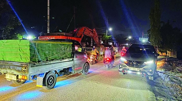 DIKEBUT: DPUPR memastikan progres pengerjaan terus dikebut, agar pengerjaan tidak lagi mengganggu kelancaran arus lalu lintas masyarakat.