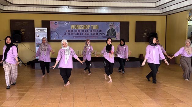 BUTUH PERHATIAN: Anak-anak seni tari saat menampilkan tari kreasi.