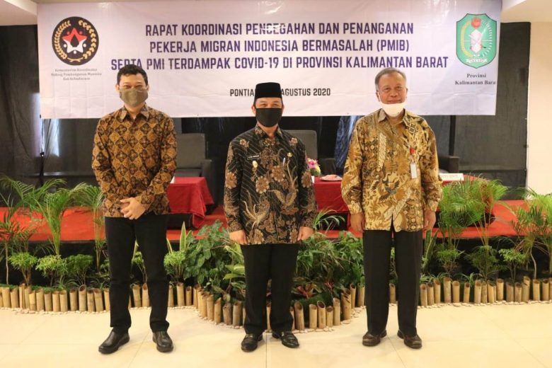 PEKERJA MIGRAN: Wakil Gubernur Kalbar Ria Norsan membuka Rakor pencegahan dan penanganan PMI bermasalah serta PMI terdampak Covid-19 Tahun 2020, Kamis (6/8). BIRO ADPIM