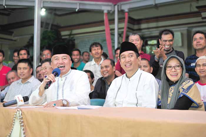 Mudihin (kiri) saat berpasangtan dengan Gusti Farid Hasan Aman di Pilkada 2015 yang lalu