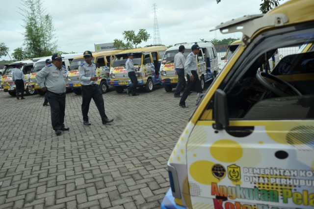 Dinas Perhubungan Banjarmasin membuka lowongan untuk 18 sopir. Yang akan mengemudikan enam unit bus trans yang sudah dianggarkan pada APBD perubahan 2019 lalu.