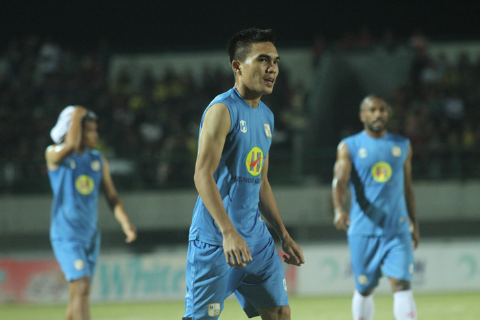 BIMBANG: Eks Barito Putera, Paulo Oktavianus Sitanggang mengaku sudah didekati sejumlah klub di Liga 1, namun Ia belum menentukan klub tujuan selanjutnya.