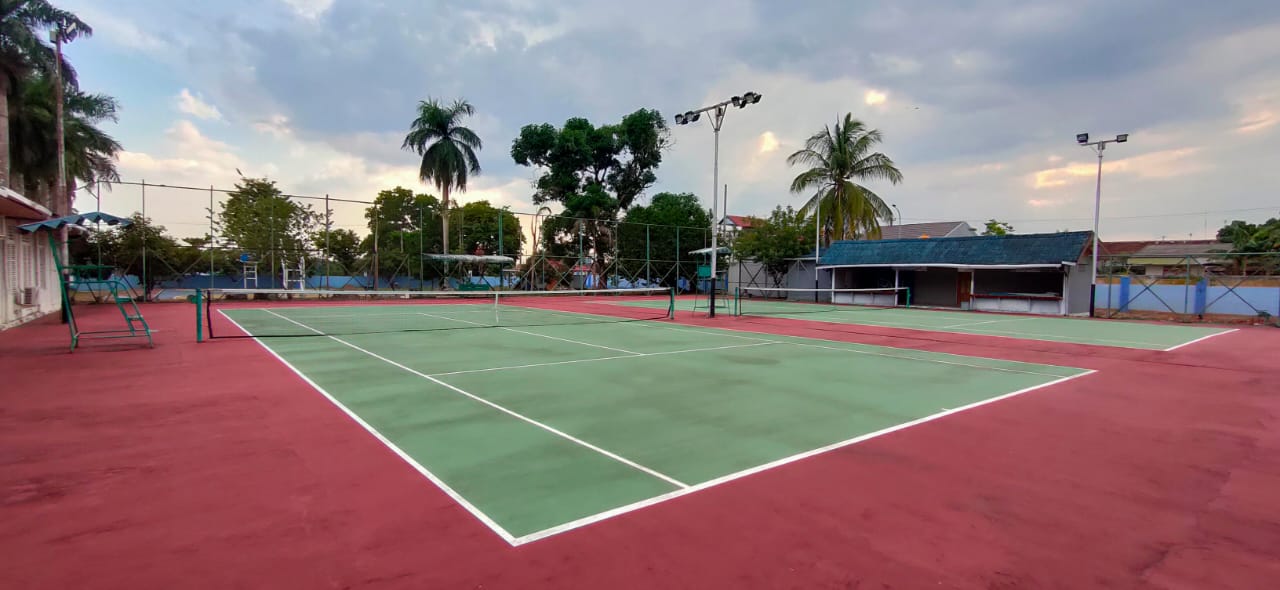PUSAT OLAHRAGA: PLN Sport Center terdiri dari lapangan basket, tenis lapangan, tenis meja, voli, futsal, badminton, dan driving golf.