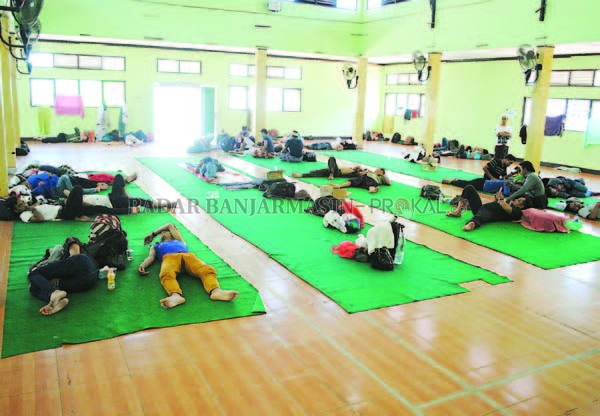 BUKA PENGINAPAN: Para jemaah haul Guru Sekumpul di STAI Darussalam 2019 lalu. | FOTO: DOK/RADAR BANJARMASIN