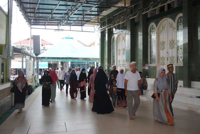 SEKUMPUL: Suasana di kawasan Sekumpul Martapura.  Tak lama lagi, kawasan ini akan dipadati jutaan umat muslim yang akan menghadiri haul Guru Sekumpul ke-15.