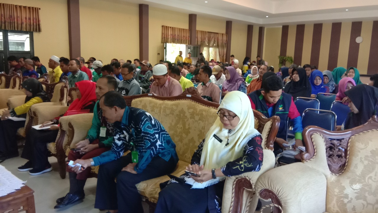 RAKOR: Para peserta tampak antusias mengikuti Rakor Data Terpadu Kesejahteraan Sosial tahun 2020.