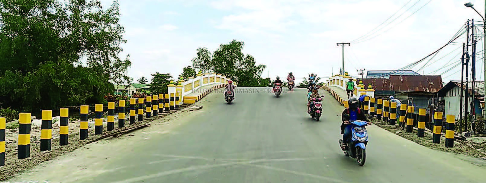 LANCAR: Jembatan Sungai Lulut yang sudah rampung dan bisa dilalui dengan lancar. | Foto: M OSCAR FRABY/RADAR BANJARMASIN