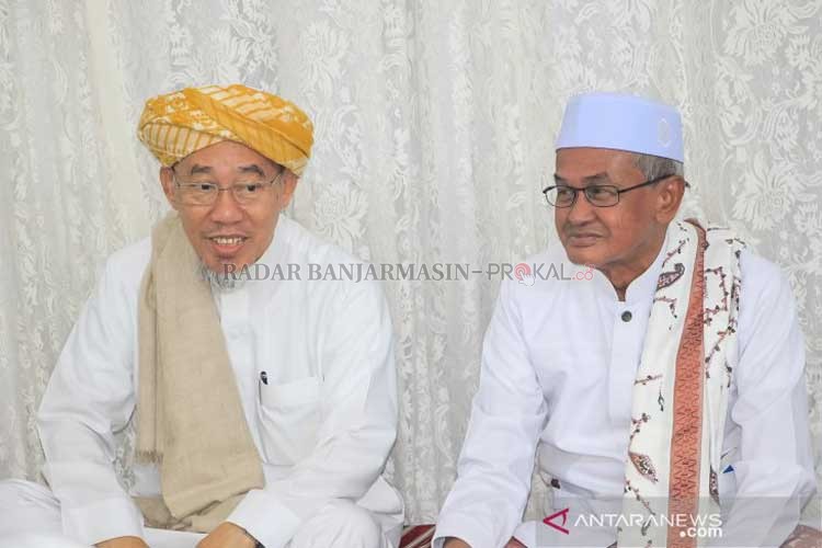 SAMB: Dampingi Abah Guru Saat Terima Utusan Seoharto