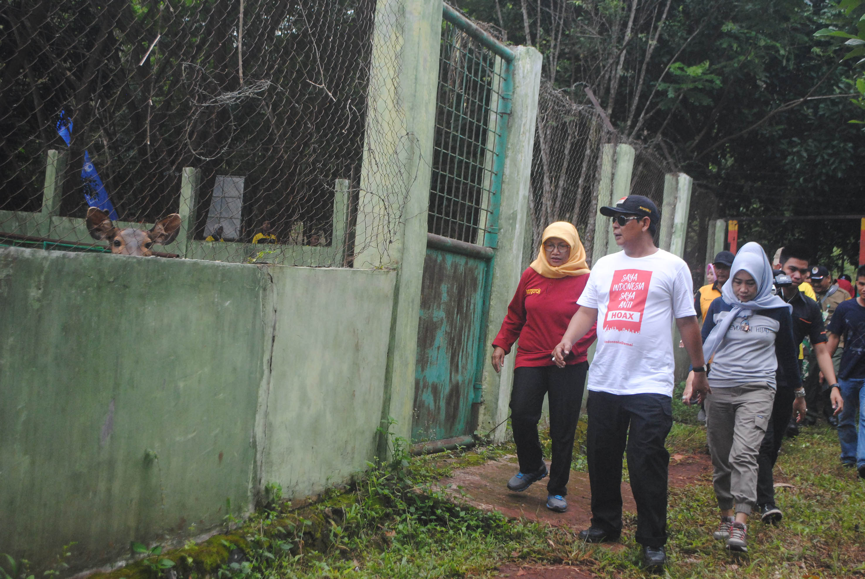 CALON GEOPARK: Gubernur Kalsel Sahbirin Noor saat meninjau Tahura Sultan Adam di Mandiangin, belum lama tadi. | DOK/RADAR BANJARMASIN