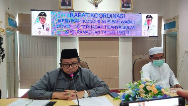 SEPAKAT : Pemkab Balangan dan MUI saat melaksanakan pertemuan membahas terkait kebijakan menghadapi bulan suci Ramadan. | FOTO: WAHYUDI/RADAR BANJARMASIN