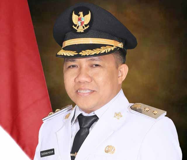 Bupati Tanbu, H Sudian Noor