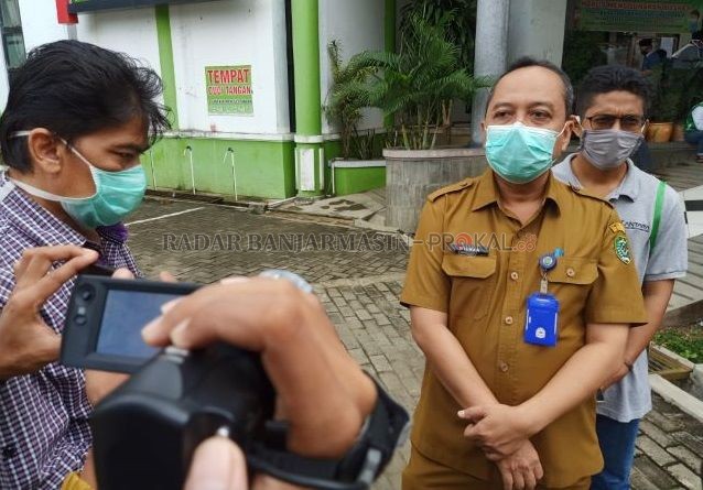ANTISIPASI: Direktur RS Datu Sanggul Rantau saat diwawancarai beberapa waktu lalu. | Foto: Rasidi Fadli/Radar Banjarmasin
