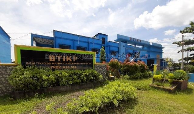 KARANTINA: Pemko meminjam Balai Teknologi di Kompleks Bumi Indah Lestari II Jalan Perdagangan untuk fasilitas karantina selama pandemi. | FOTO: WAHYU RAMADHAN/RADAR BANJARMASIN