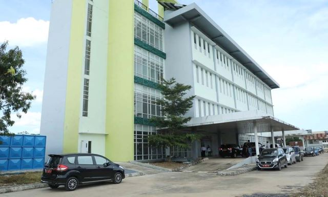 RSUD Sultan Suriansyah, salah satu rumah sakit rujukan pasien Covid-19.