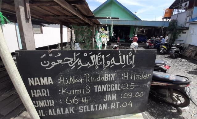 BANJARMASIN BERDUKA: Sosok yang menjadi ikon Pasar Terapung Banjarmasin, Hj Noor Parida atau Acil RCTI Oke, tutup usia. | FOTO: WAHYU RAMADHAN/RADAR BANJARMASIN