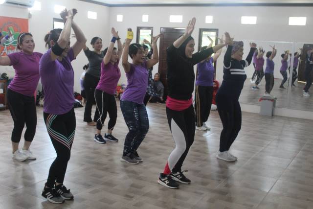 DIJAMIN AMAN: Suasana latihan senam di Studio Senam Anindya Banjarmasin dengan menerapkan protokol kesehatan anti Covid-19.