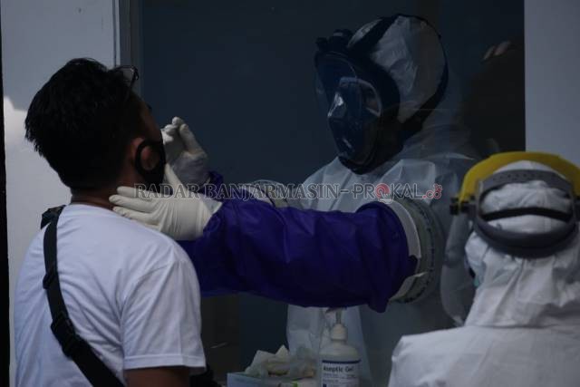 Hingga Senin (17/8), jumlah orang yang dites swab mencapai 11.359 orang atau 113,6 persen dari target 10.000 orang.