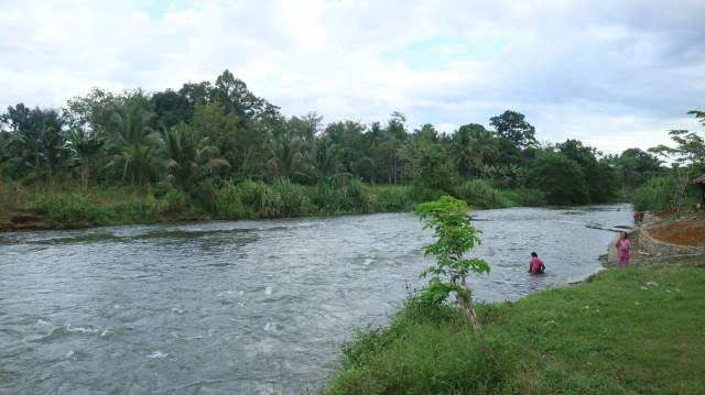 TUTUP: Setelah kejadian meninggalnya remaja 12 tahun karena tenggelam. di objek wisata air Manggasang ditutup sementara.