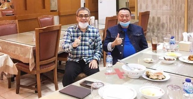 TENANG: Darmawan Jaya Setiawan mengunggah fotonya dengan Ketua DPW PAN Kalsel H Muhidin di instagram @jayakotasantri seraya memberi komentar, Alhamdulillah PAN tetap setia.