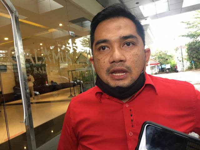 Rifqinizami Karsayuda, Kader PDIP yang ditunjuk sebagai Ketua Tim Pemenangan Sahbirin Noor-Muhidin.