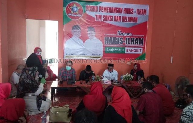 KONSOLIDASI: Suasana peresmian Posko Pemenangan Haris-Ilham Tim Soksi dan Relawan di Jalan Anang Adenansi Banjarmasin, Kamis (17/9). | Foto: Fauzan Ridhani/Radar Banjarmasin