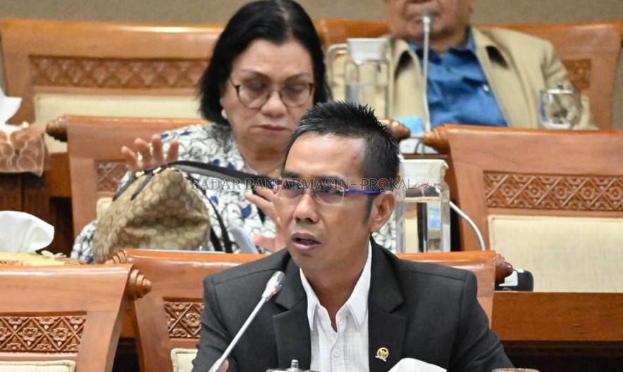 BERJUANG: Syafruddin H Maming (SHM) saat masih berkiprah sebagai anggota Komisi VII DPR RI. Ia termasuk getol memperjuangkan aspirasi rakyat di daerah pemilihannya, Tanah Bumbu.