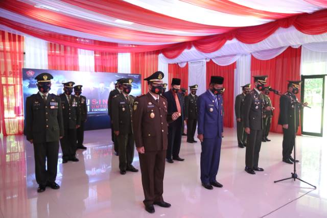 UPACARA VIRTUAL: Bupati Tala Sukamta dan Forkopimda Tala Ikuti Upacara HUT TNI ke-75 Secara Virtual.