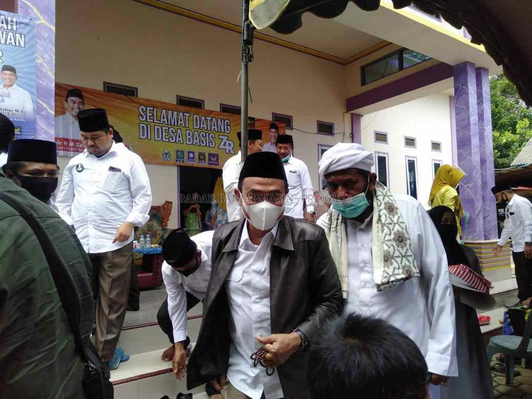 ZAIRULLAH : H M Zairullah Azhar melakukan kampanye di sejumlah desa di Kecamatan Batulicin. | Foto Istimewa For Radar Banjarmasin.