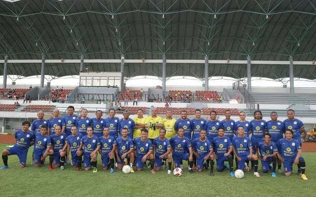 SILATURRAHMI: Para legenda Barito Putera masih aktif dan memiliki kegiatan bermain sepak bola meski mayoritas pemain sudah gantung sepatu.