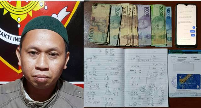 BANDAR: Hadi alias Adi bandar togel Hongkong dan barang bukti yang diamankan anggota Polsek Alabio Kecamatan Sungai Pandan Kabupaten HSU.