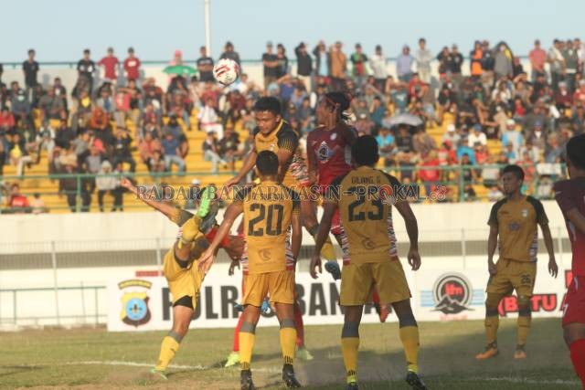 TIDAK ONLINE: Meski tidak memberikan program latihan khusus kepada pemain selama libur kompetisi, Martapura FC tetap berharap para pemain bisa menjaga kondisi tubuhnya dengan baik.