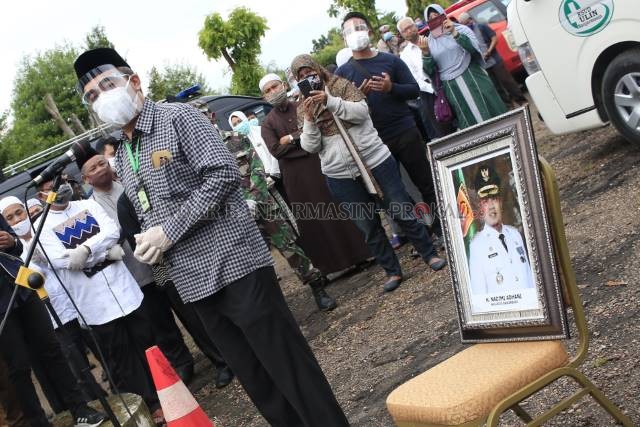 SISA MASA JABATAN: Wawali Banjarbaru, Darmawan Jaya Setiawan akan dilantik jadi Wali Kota Banjarbaru hari ini meneruskan sisa masa jabatan mendiang Nadjmi Adhani. | FOTO: MUHAMMAD RIFANI/RADAR BANJARMASIN