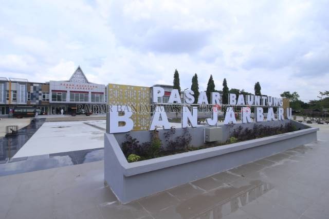 BELUM RAMAI: Dinas Perhubungan Banjarbaru menyiapkan 10 armada untuk khusus mengakomodir trayek C yang rutenya ke Pasar Baru Bauntung Banjarbaru. | Foto: Muhammad Rifani/Radar Banjarmasin