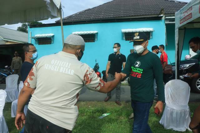 FINAL: Wakil Wali Kota Banjarbaru Wartono SE saat menyaksikan pelaksanaan putaran Final Trofeo