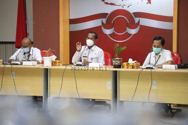 OMBUDSMAN: Suasana rapat kunjungan kerja ombudsman dengan pemerintah kabupaten tanah laut.