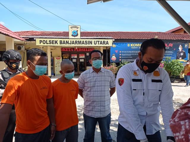 BELUM MENGAKU: Mulyadi dan Rizky, tersangka atas kasus curanmor juga diduga penyidik terlibat dalam beberapa kasus penjambretan. | FOTO: POLSEK BANJARMASIN UTARA FOR RADAR BANJARMASIN