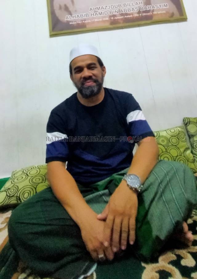 ANGKAT BICARA: Pimpinan Majelis Taklim Al Mahabbah, Habib Faturrahman Bahasyim angkat suara tentang Pilwali. | FOTO: ENDANG SYARIFUDDIN/RADAR BANJARMASIN