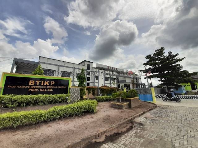 BERGANTI CAT: Balai Teknologi milik Pemprov Kalsel di Banjarmasin Utara yang sempat menjadi fasilitas karantina OTG. | FOTO: WAHYU RAMADHAN/RADAR BANJARMASIN