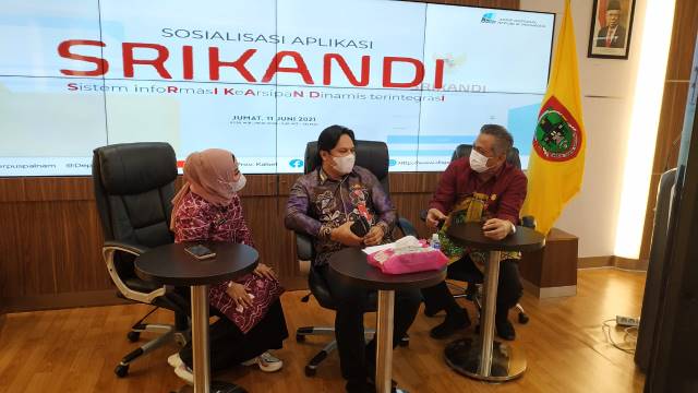 DEMI ARSIP: Sosialisasi aplikasi Srikandi secara virtual di Setdaprov Kalsel, kemarin. | FOTO: BIRO ADPIM
