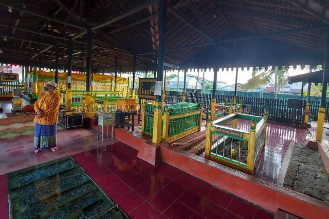 MAKAM RAJA BANJAR: Kompleks Makam Sultan Suriansyah di Kampung Kuin. Situs bersejarah itu masih dirundung polemik.