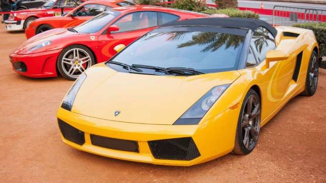 LALAI: Mobil-mobil mewah ditemukan jarang bayar pajak di Kalsel. | Foto: IST