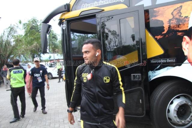 JENUH MENUNGGU: Kapten Barito Putera Rizky Rizaldi Pora ingin kompetisi benar-benar dijalankan mulai 20 Agustus.