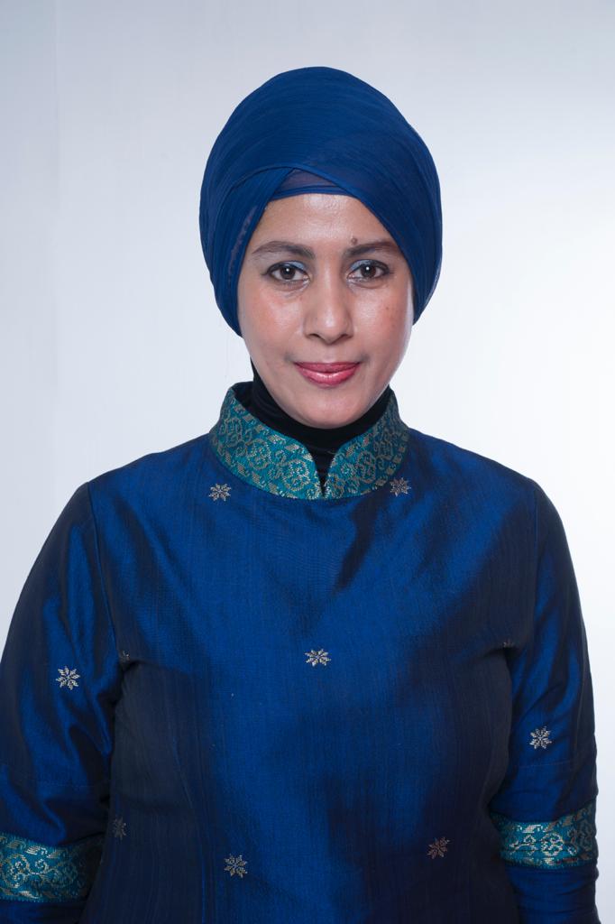 Penulis: Dr. Leila Mona Ganiem