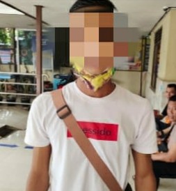 BIKIN RESAH: Pelaku dari kasus pencurian yang menarget tanaman hias di teras rumah warga terbongkar. | Foto: Polsek Banjarbaru Barat