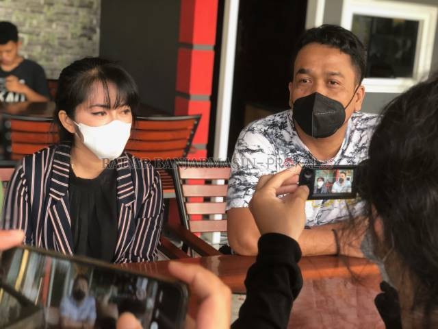 CURHAT: Pelaku usaha hiburan yang tergabung dalam Hikaru Kota Banjarbaru mengeluh karena usahanya tak boleh beroperasi hampir dua bulan karena adanya PPKM Level IV. | Foto: Muhammad Rifani/Radar Banjarmasin