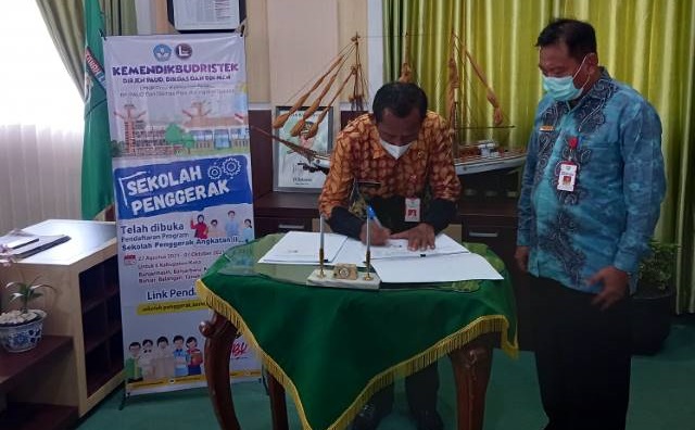 RAKOR: Sambutan Kepala Dinas Pemberdayaan Masyarakat dan Desa (DPMD) Tanah Laut H Bambang Kusudarisman pada pembukaan Rapat Koordinasi (rakor) TPP.