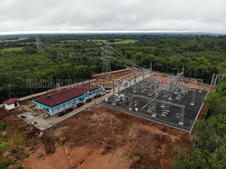 LISTRIK: PT PLN UIP Kalbagtim sukses menyelesaikan pembangunan dan pemberian tegangan (energize) pertama pada Gardu Induk (GI) 150 kV Paringin 2 Line Bay, Trafo Bay 60 Mega Volt Ampere (MVA) dan SUTT 150 kV GI Paringin Incomer. | FOTO: PLN FOR RADAR BANJA