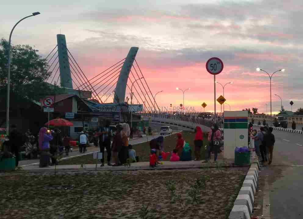 LENGANG: Setelah PKL ditertibkan, kawasan ini jadi lengang. | Foto: Maulana/Radar Banjarmasin